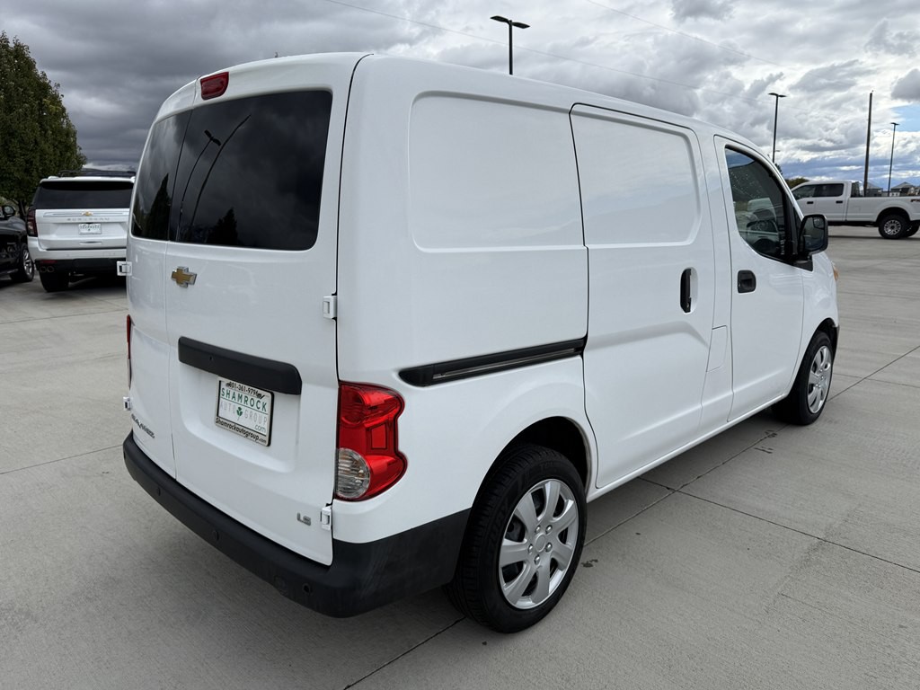 2015 Chevrolet Express Image 3