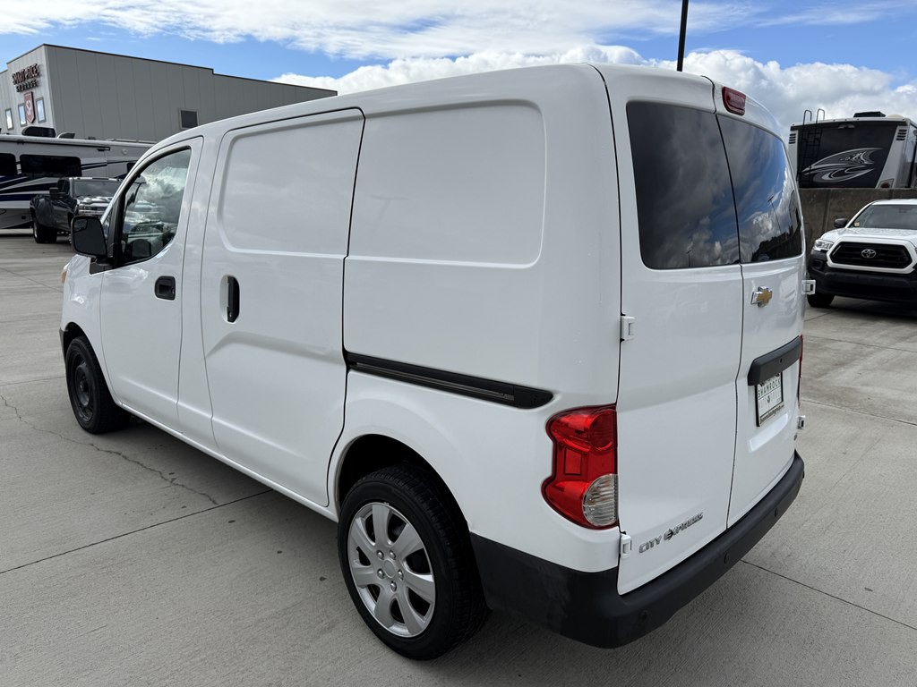 2015 Chevrolet Express Image 5