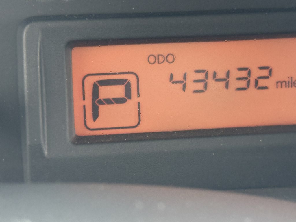 2015 Chevrolet Express Image 10