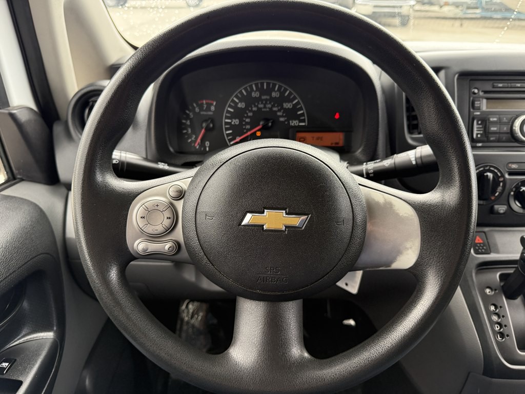 2015 Chevrolet Express Image 23