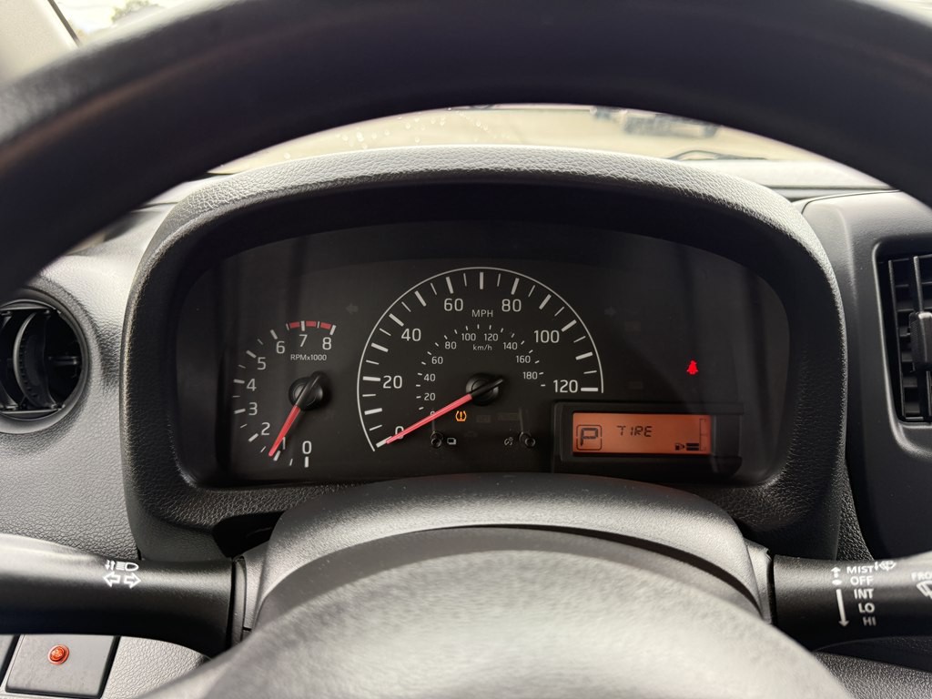 2015 Chevrolet Express Image 26