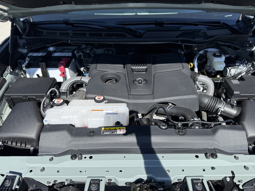 2025 Toyota Tundra Image 17