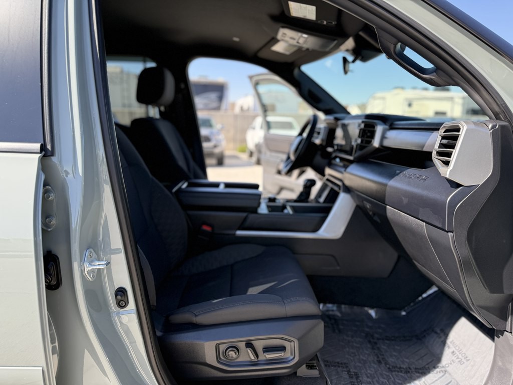2025 Toyota Tundra Image 29