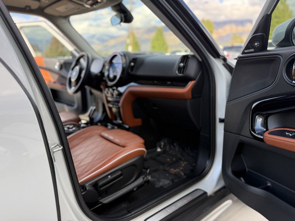 2022 MINI Cooper Image 20