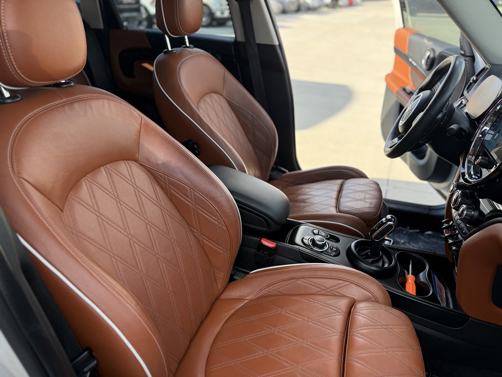 2022 MINI Cooper Image 22