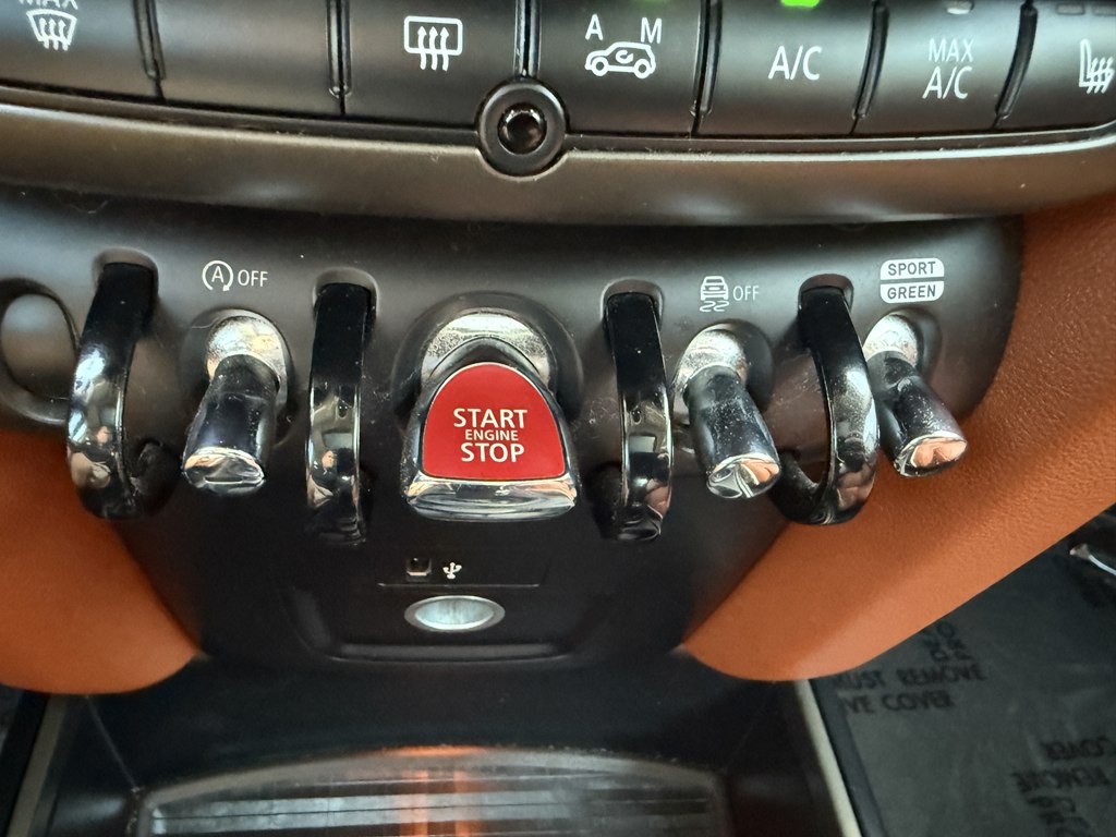 2022 MINI Cooper Image 37