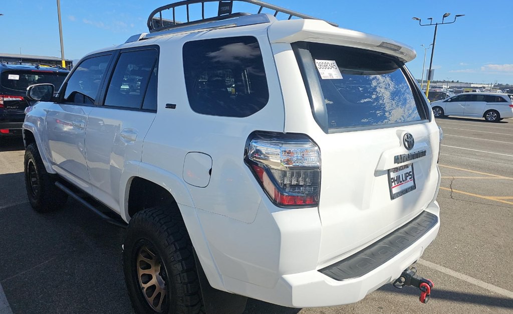 2018 Toyota 4Runner Image 4