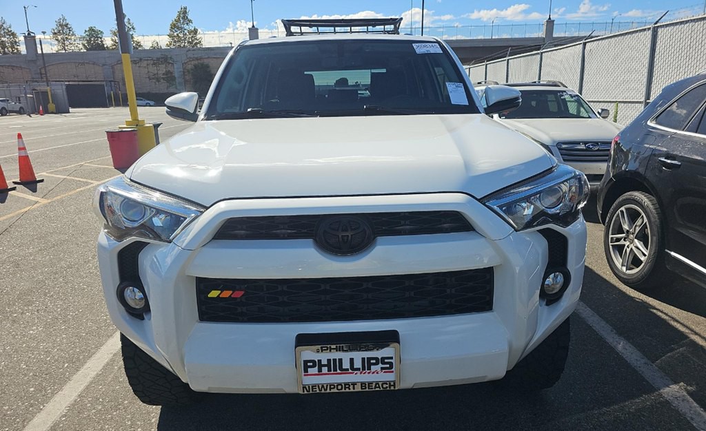 2018 Toyota 4Runner Image 6