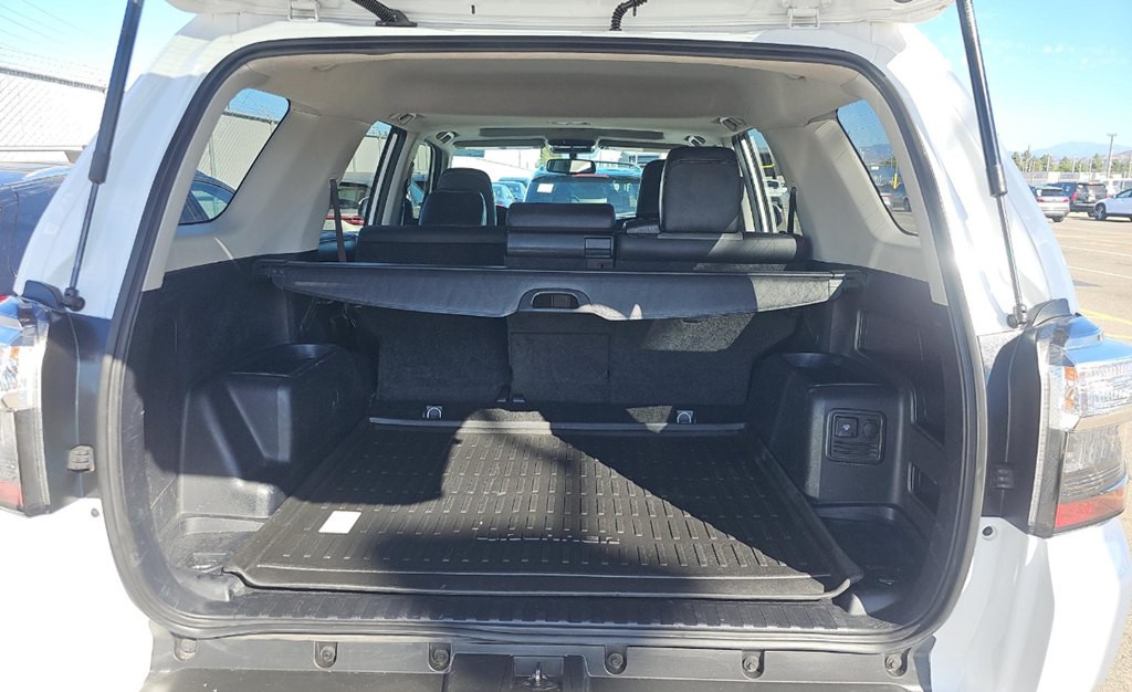 2018 Toyota 4Runner Image 8