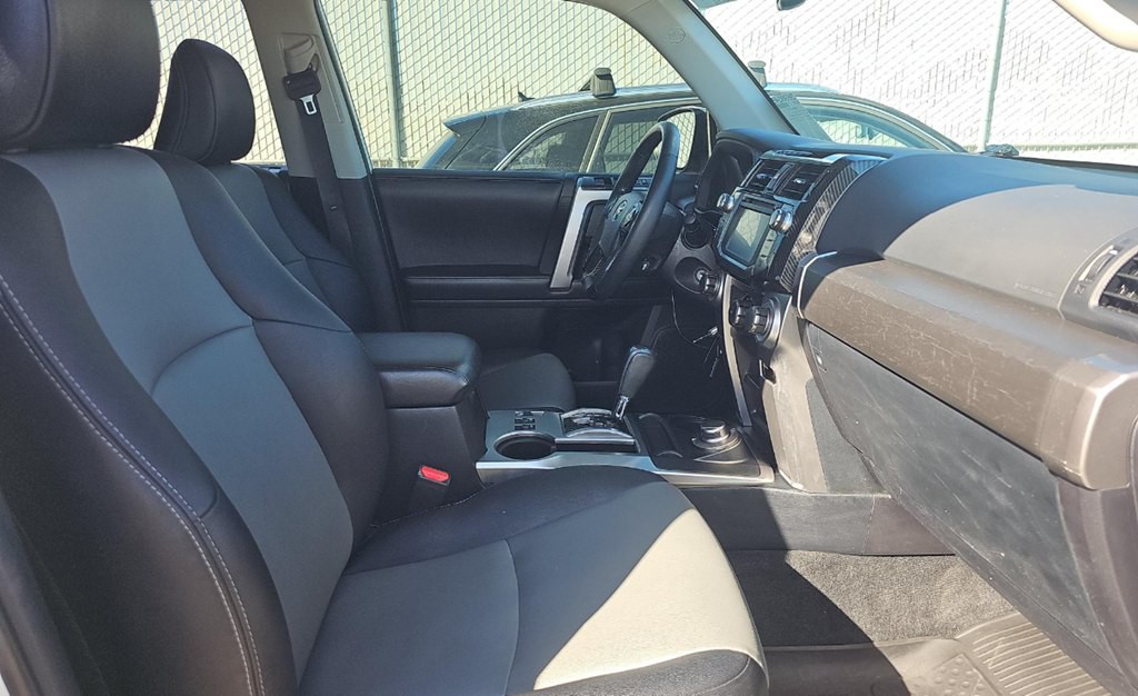 2018 Toyota 4Runner Image 10