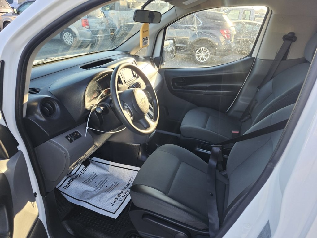 2015 Chevrolet Express Image 10