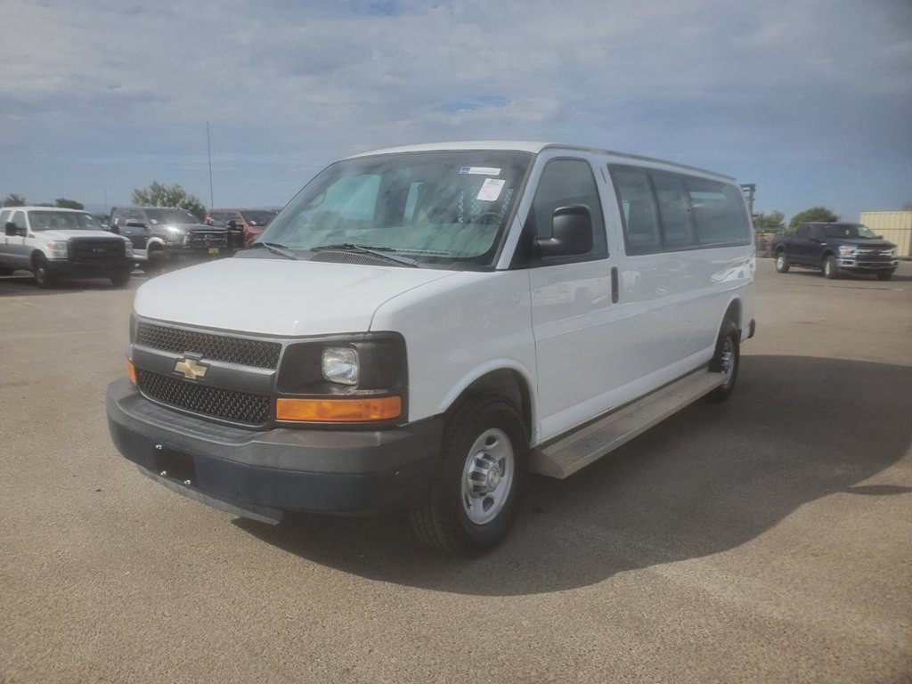 2014 Chevrolet Express Image 6