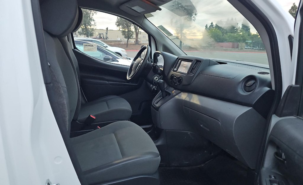 2020 Nissan NV200 Image 10