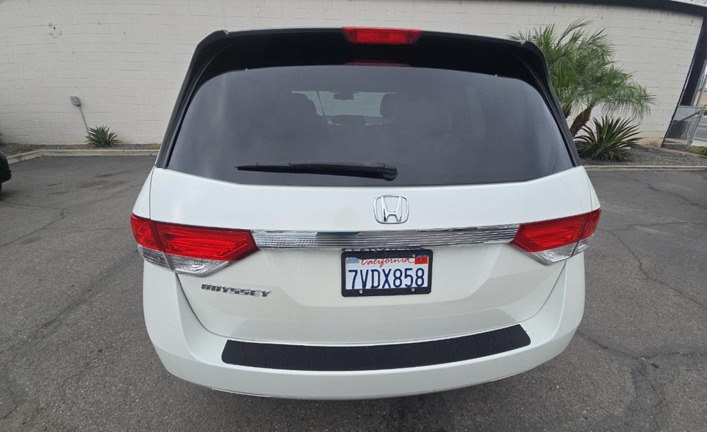 2016 Honda Odyssey Image 3