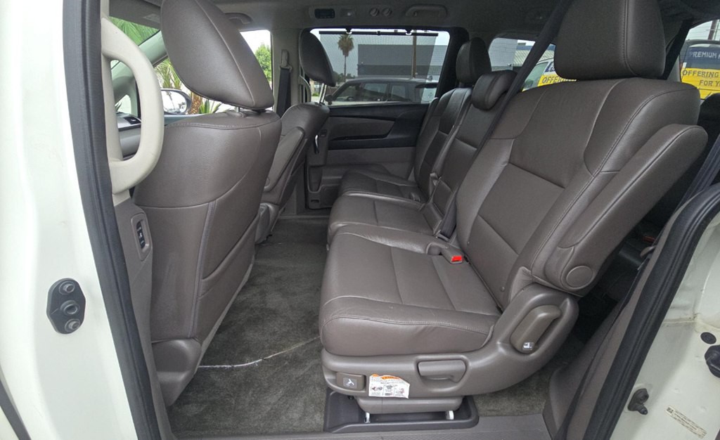 2016 Honda Odyssey Image 11