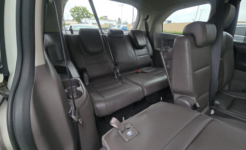 2016 Honda Odyssey Image 12