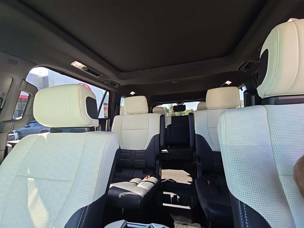2023 Toyota Sequoia Image 10
