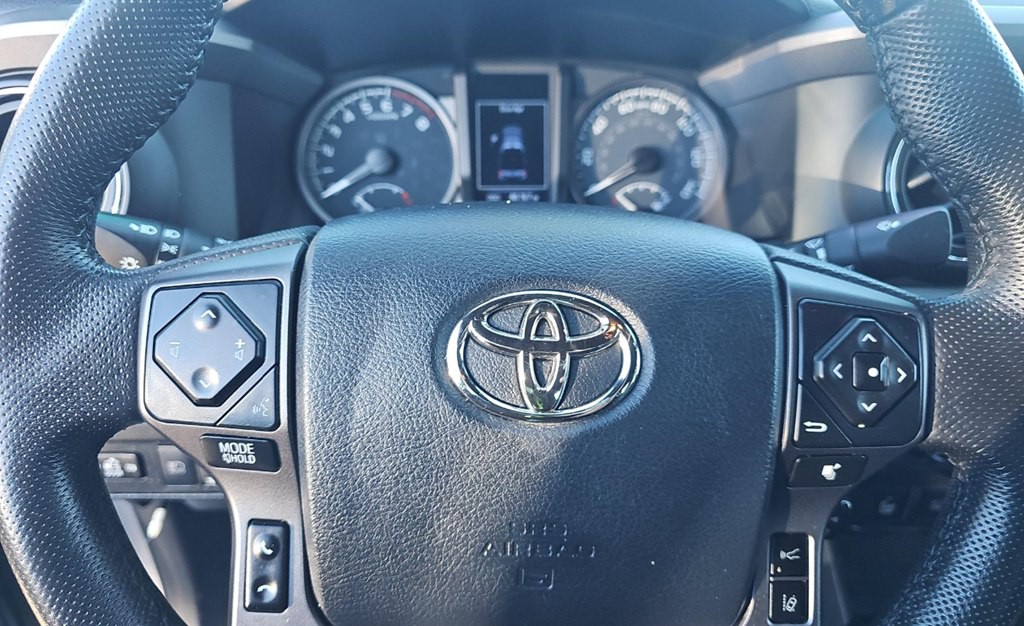 2020 Toyota Tacoma Image 11