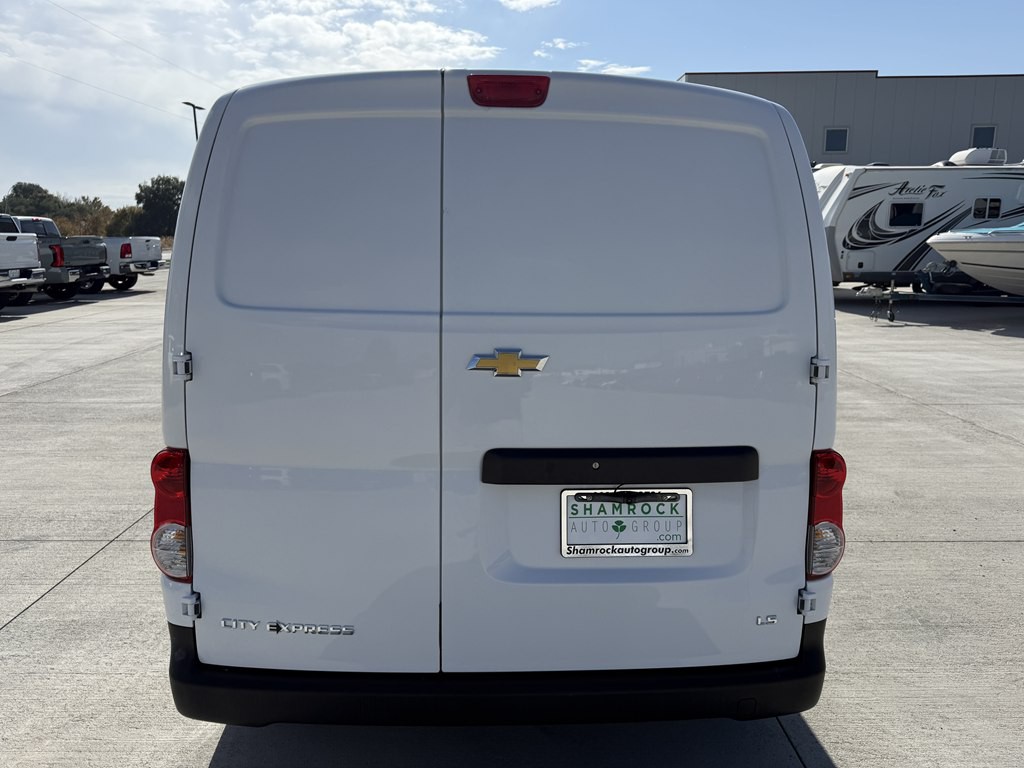 2015 Chevrolet Express Image 4