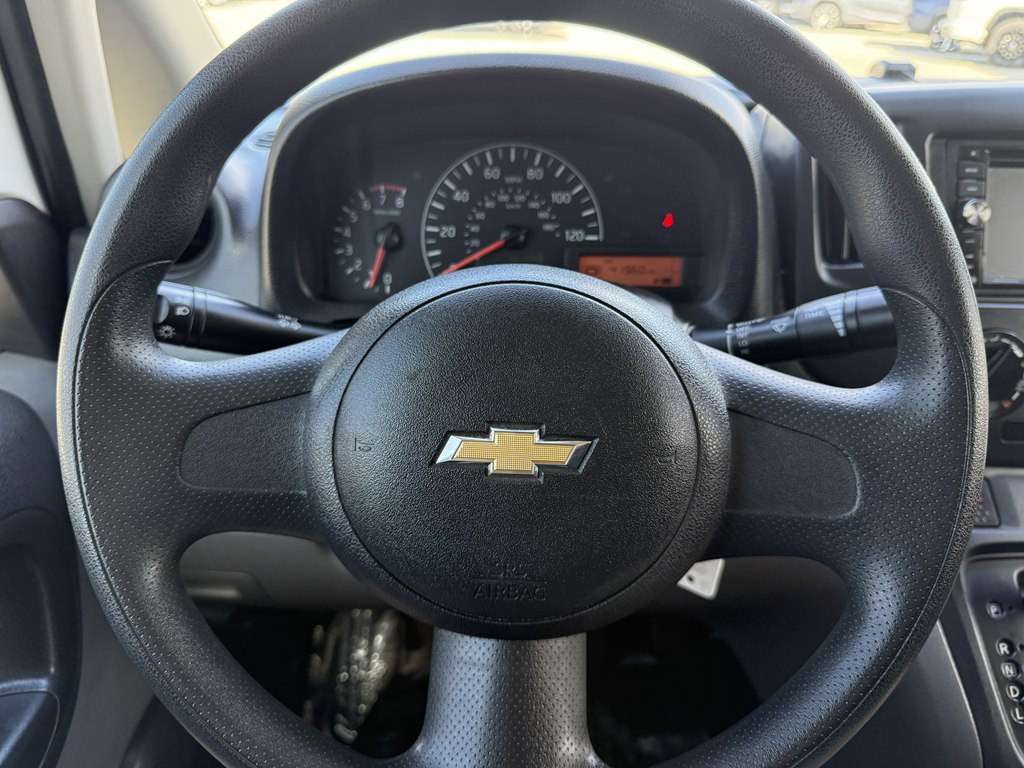 2015 Chevrolet Express Image 28