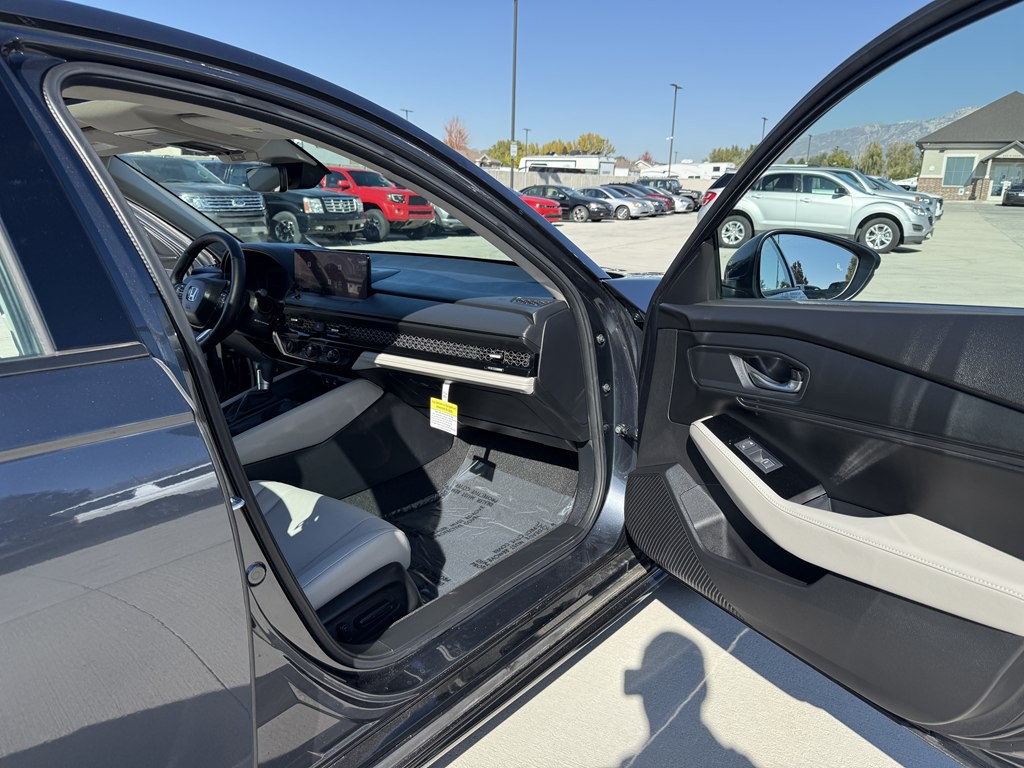 2025 Honda Accord Image 21