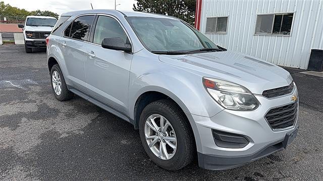 2017 Chevrolet Equinox Image 1