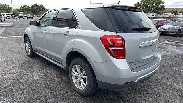 2017 Chevrolet Equinox Image 5