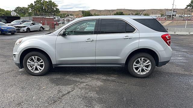 2017 Chevrolet Equinox Image 6