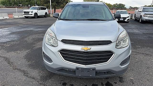 2017 Chevrolet Equinox Image 8