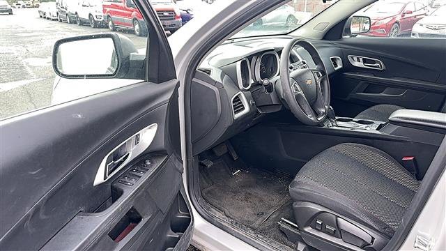 2017 Chevrolet Equinox Image 14
