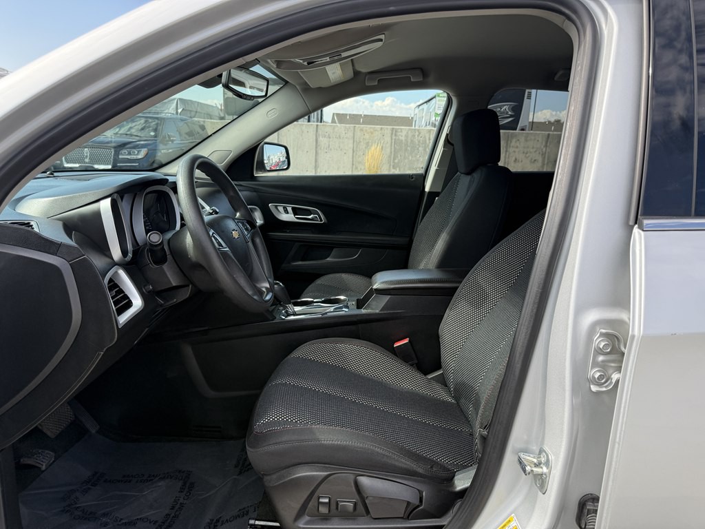 2017 Chevrolet Equinox Image 17