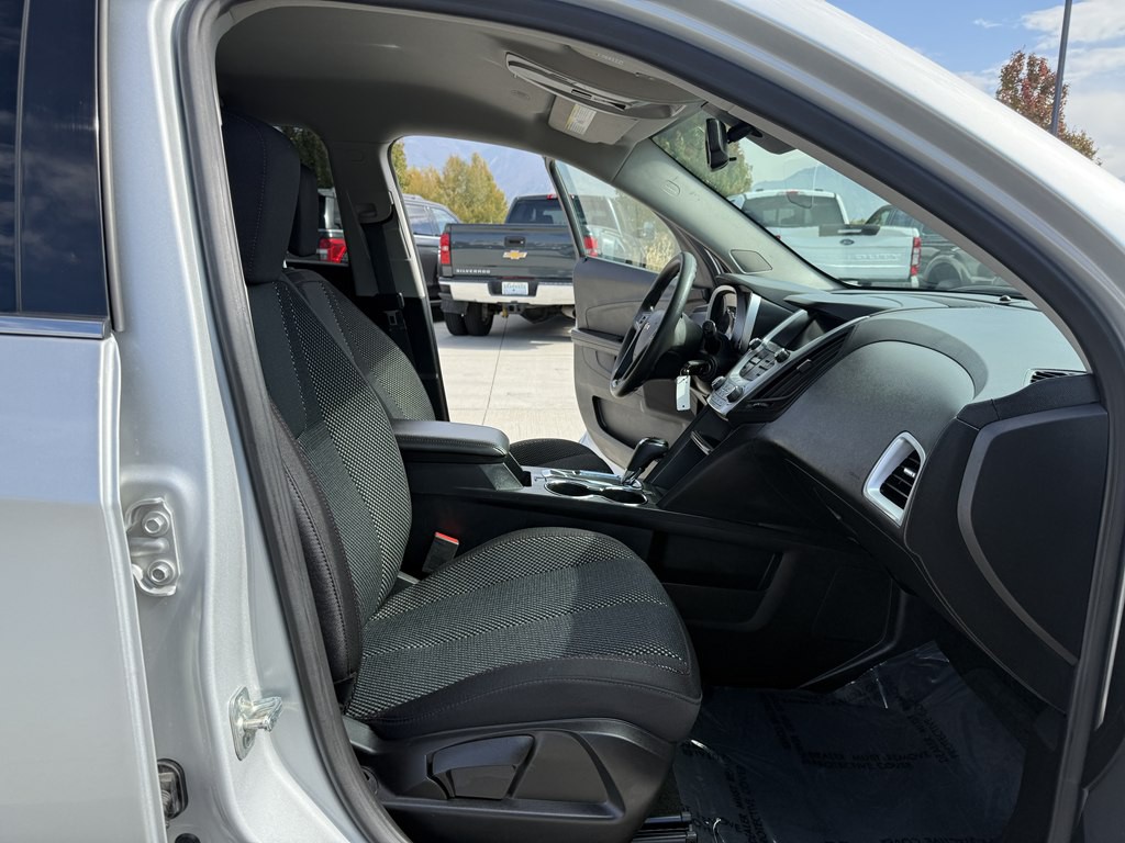 2017 Chevrolet Equinox Image 24