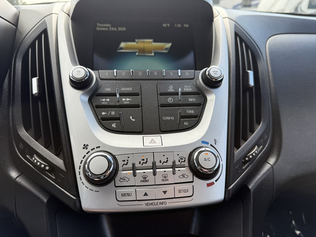 2017 Chevrolet Equinox Image 34