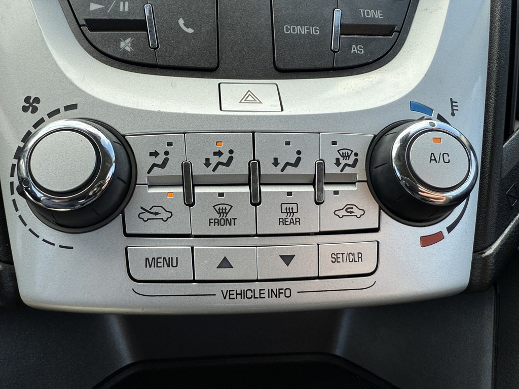 2017 Chevrolet Equinox Image 40