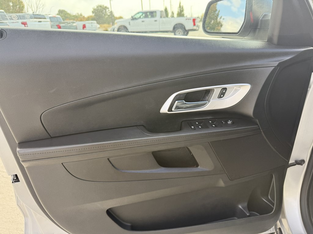 2017 Chevrolet Equinox Image 42