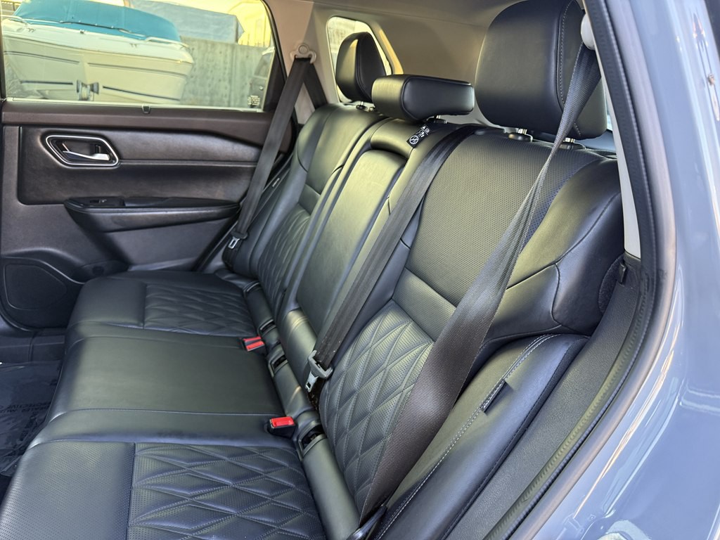 2023 Nissan Rogue Image 18