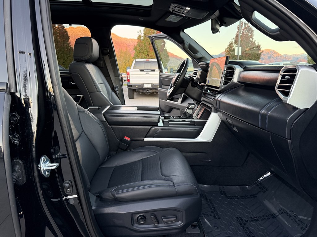 2025 Toyota Tundra Image 30