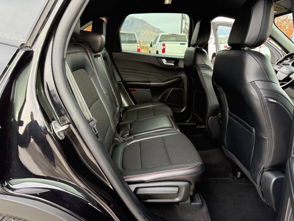 2025 Ford Escape Image 18