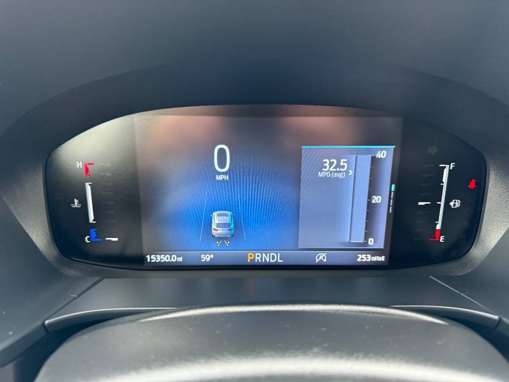 2025 Ford Escape Image 32