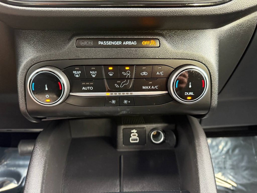 2025 Ford Escape Image 38