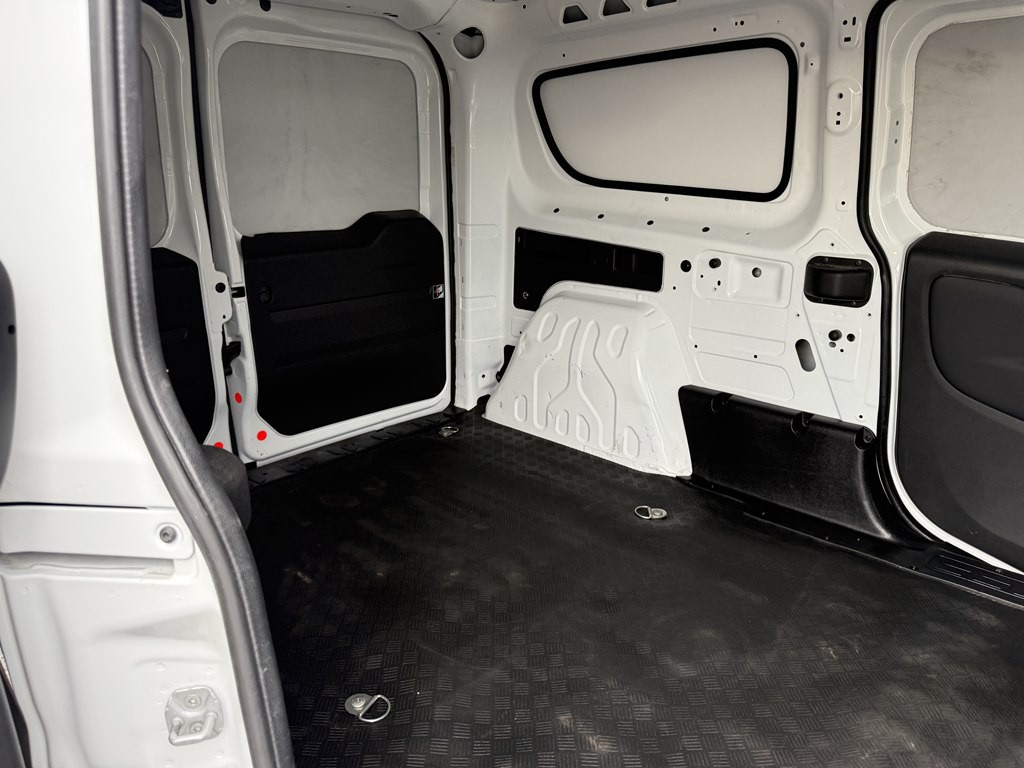 2022 RAM Promaster Image 23