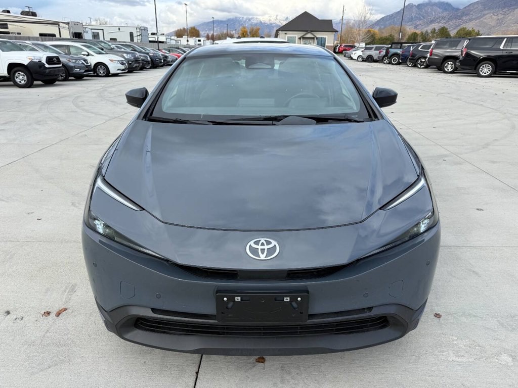2024 Toyota Prius Image 8
