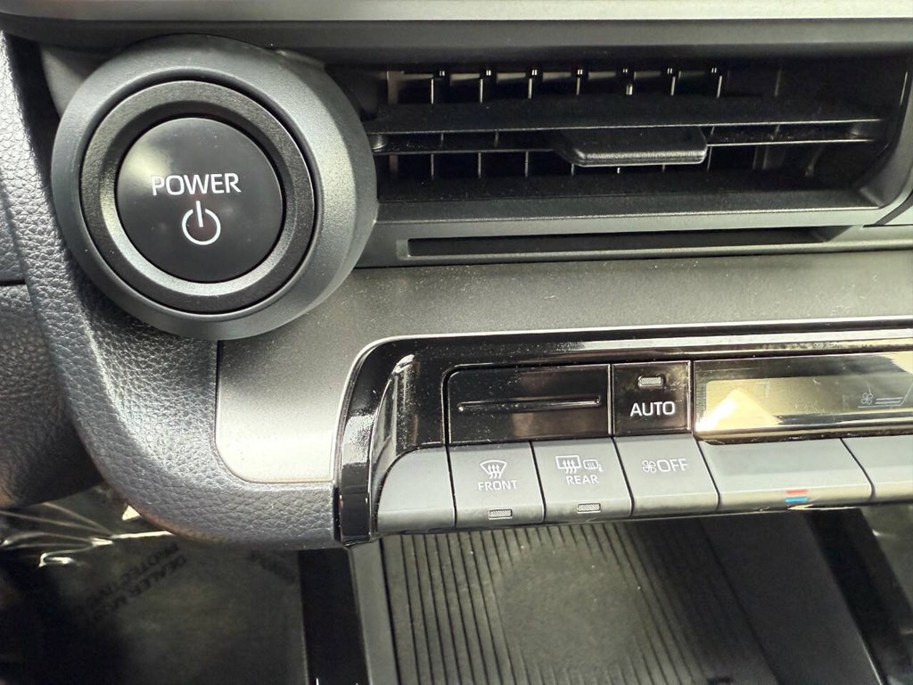 2024 Toyota Prius Image 9