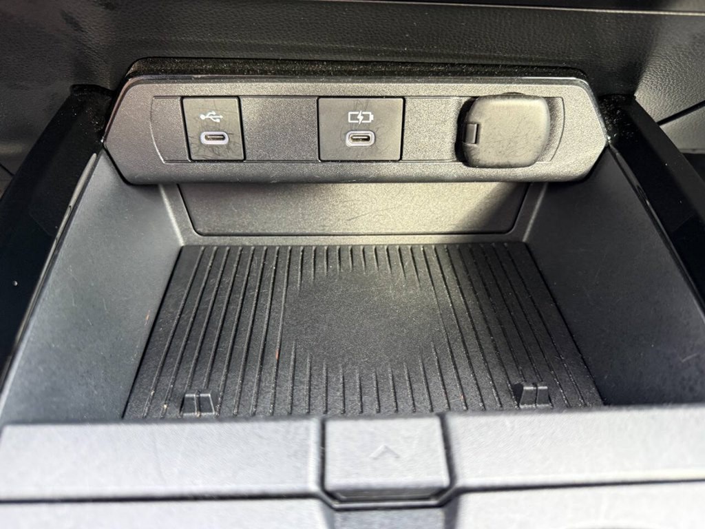 2024 Toyota Prius Image 11