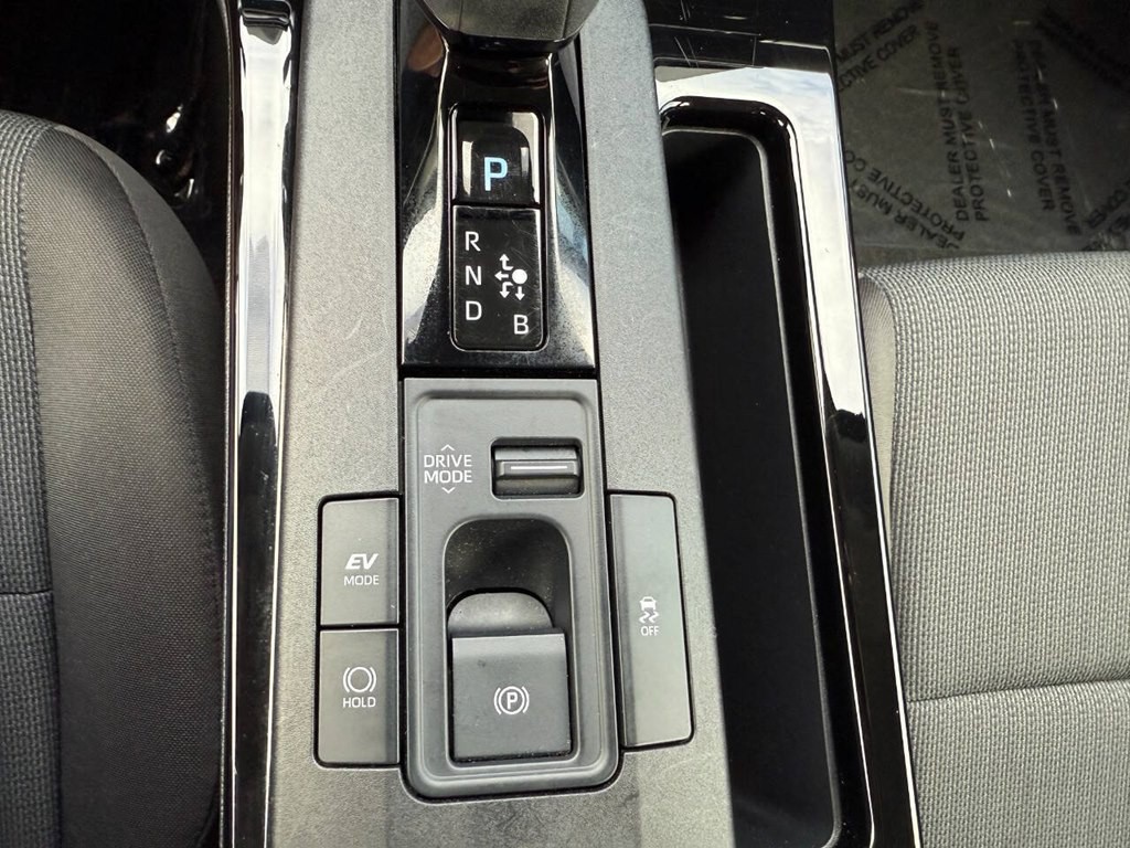2024 Toyota Prius Image 12