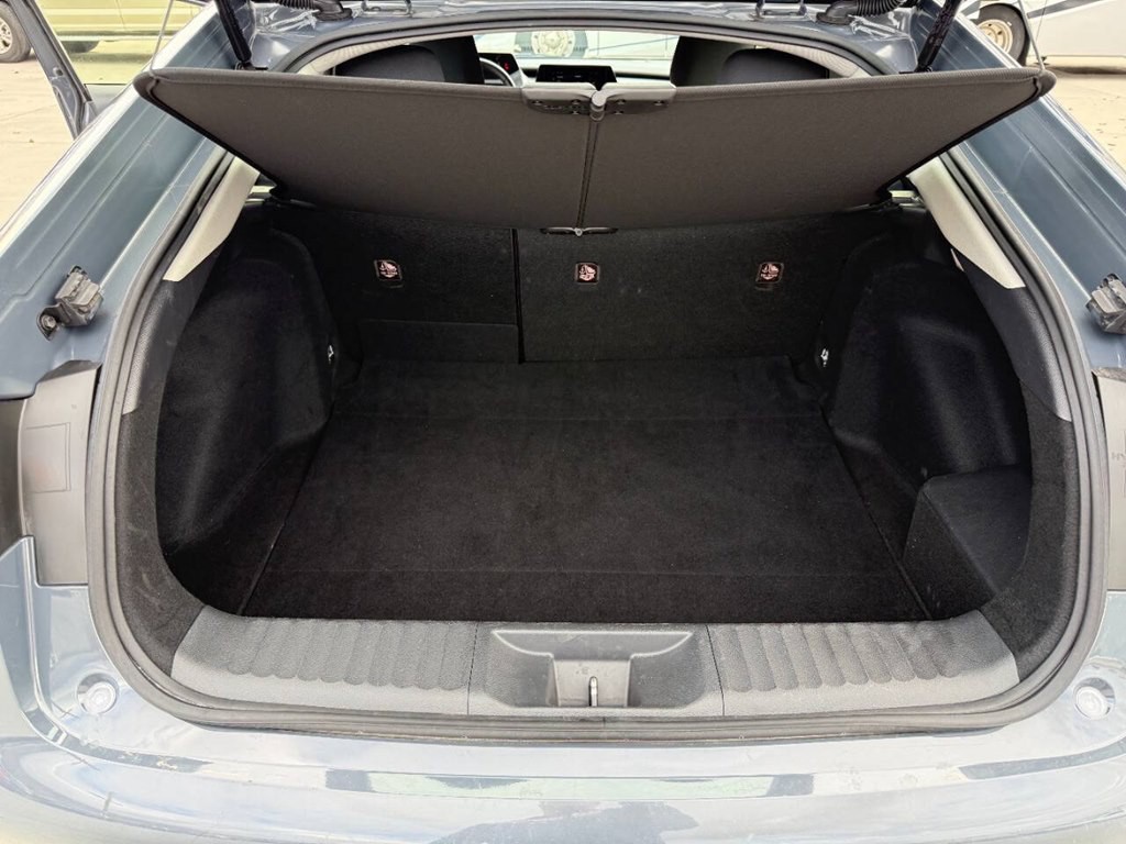 2024 Toyota Prius Image 25