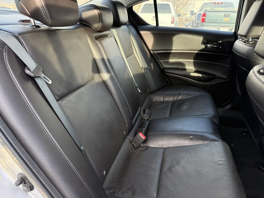 2014 Acura ILX Image 17