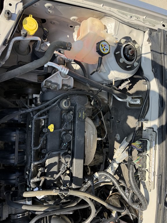 2011 Ford Escape Image 10