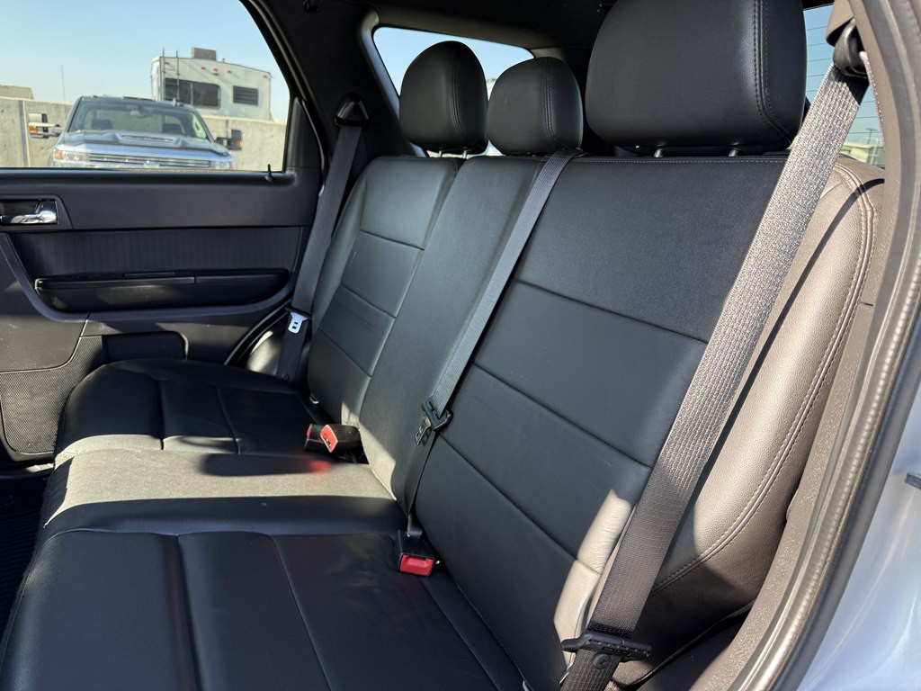 2011 Ford Escape Image 16