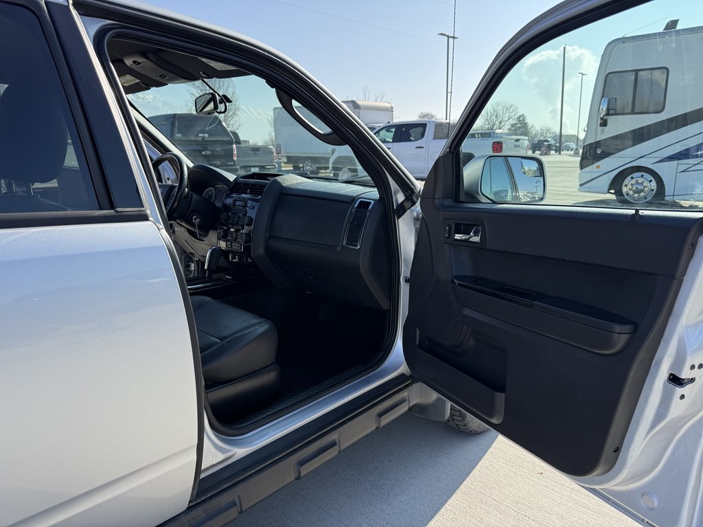 2011 Ford Escape Image 22